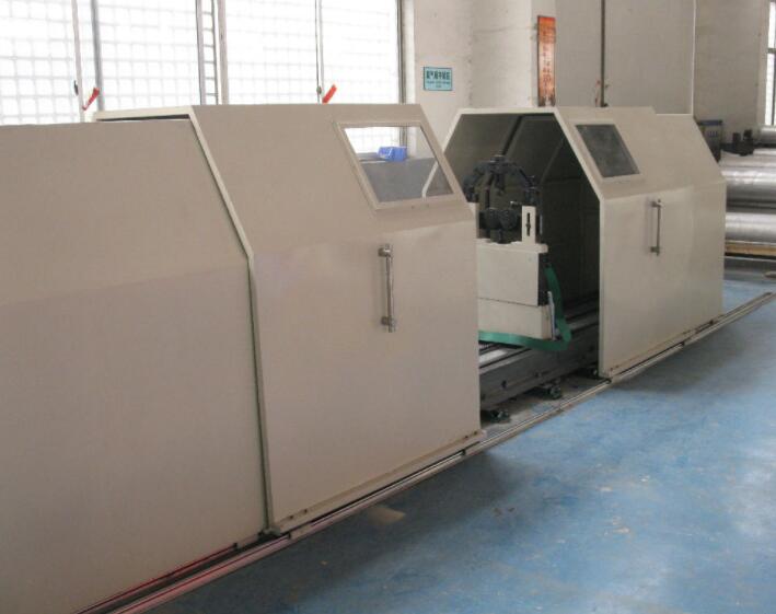 1661845741506497.jpg 1-200512191044Z2.jpg